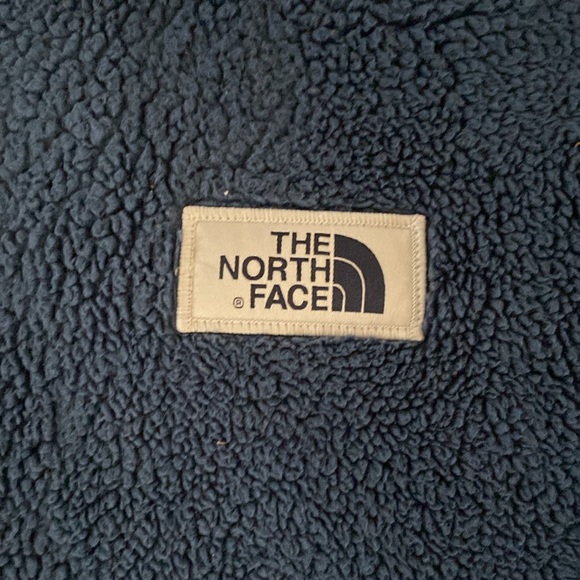 Men’s north face Sherpa jacket - Picture 2 of 3